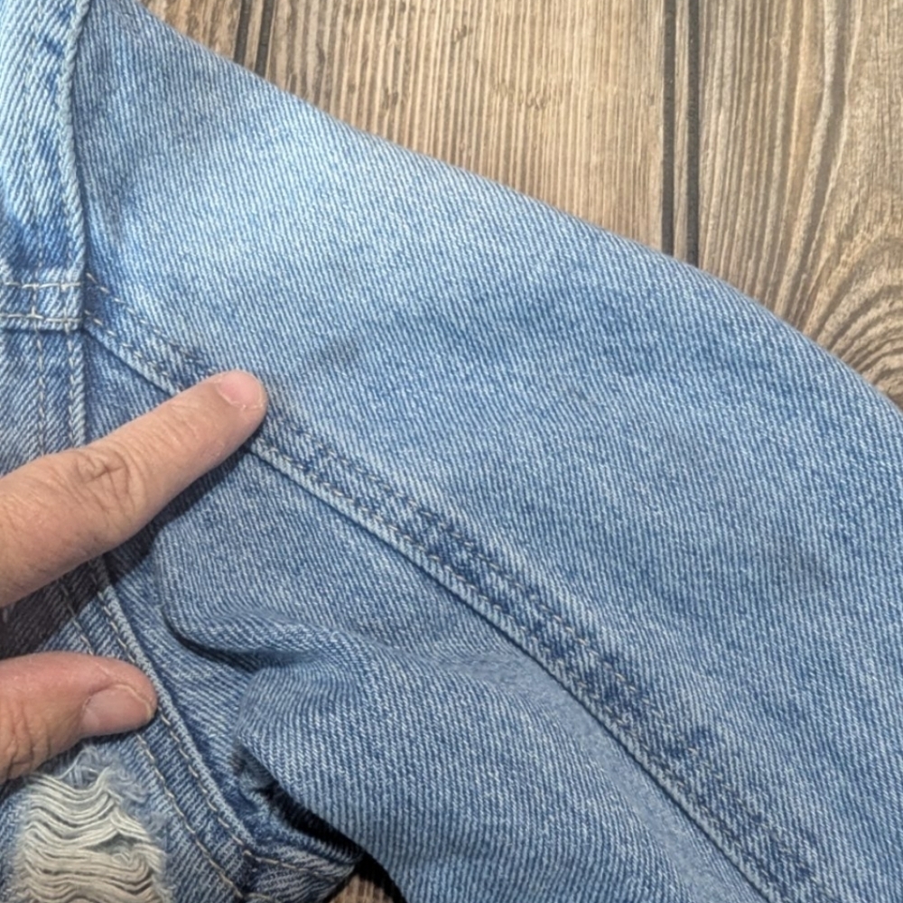 KanCan Denim Jacket Size Small Distressed - Picture 9 of 11